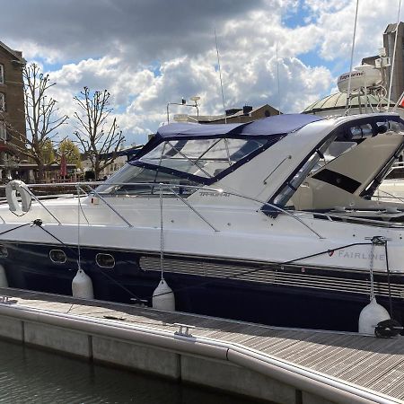 Entire Boat At St Katherine Docks 2 Available Select Using Room Options Londres Exterior foto