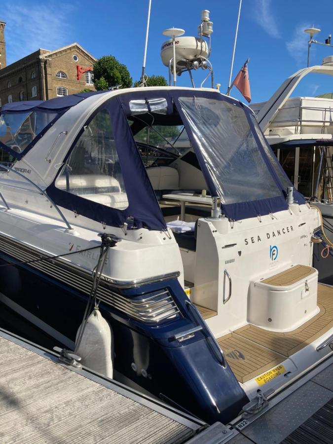 Entire Boat At St Katherine Docks 2 Available Select Using Room Options Londres Exterior foto