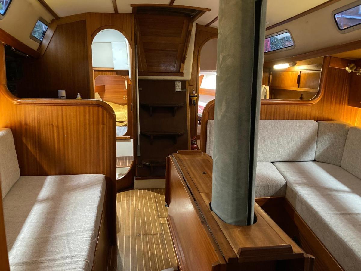 Entire Boat At St Katherine Docks 2 Available Select Using Room Options Londres Exterior foto