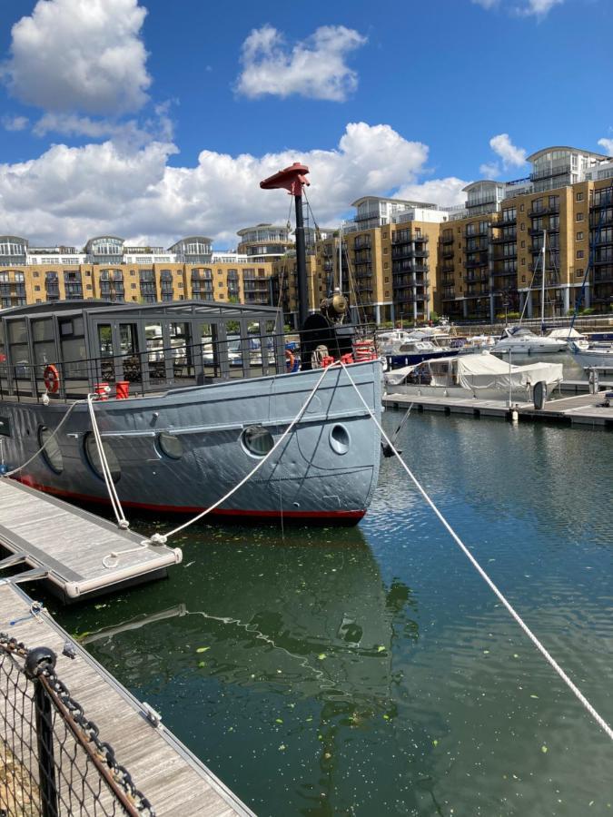 Entire Boat At St Katherine Docks 2 Available Select Using Room Options Londres Exterior foto